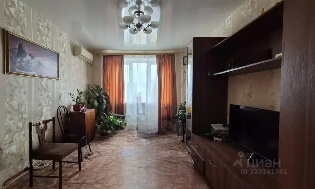 2-к кв. Волгоградская область, Волгоград ул. 8-й Воздушной Армии, 20 ... - Фото 0