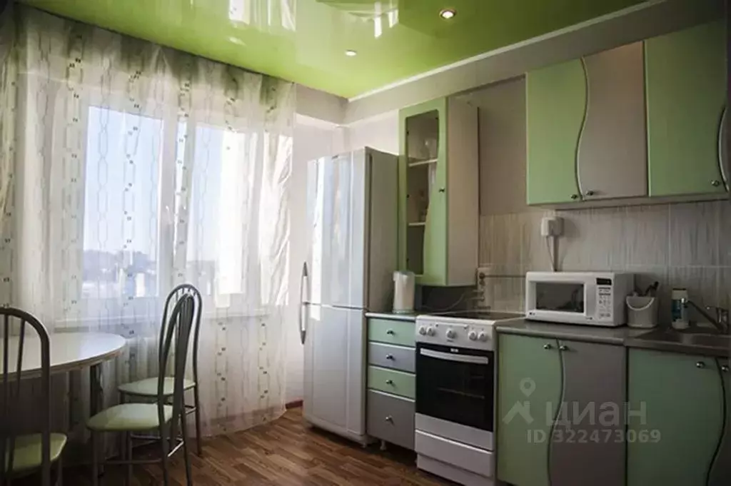 2-к кв. Кировская область, Киров ул. Азина, 15 (58.0 м) - Фото 1