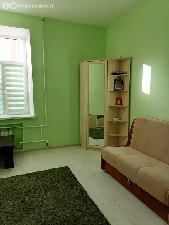 4-комнатная квартира: Санкт-Петербург, 9-я линия Васильевского ... - Фото 2