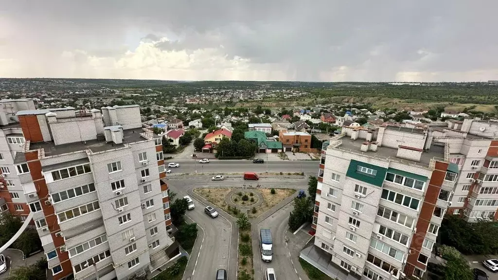 3-к кв. Волгоградская область, Волгоград ул. имени Хорошева, 8Б (89.6 ... - Фото 0