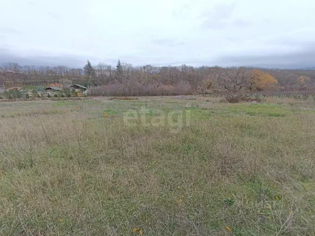 Участок в Крым, Симферопольский район, Добровское с/пос, с. ... - Фото 0