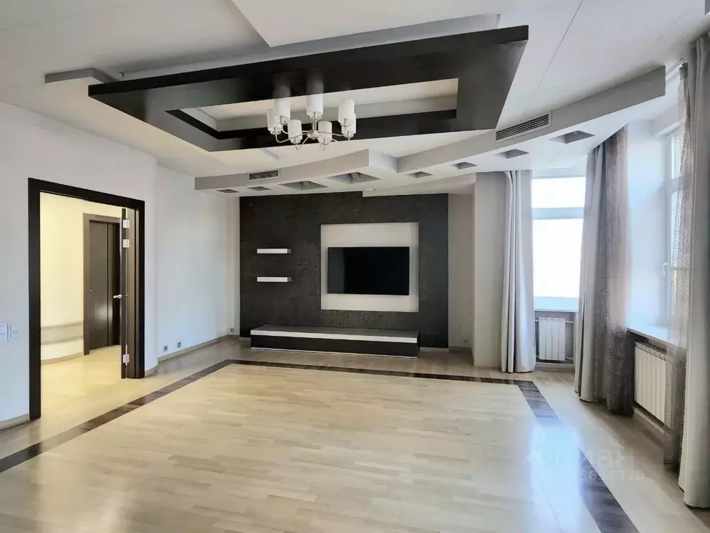 6-к кв. Москва Авиационная ул., 79 (250.0 м) - Фото 1