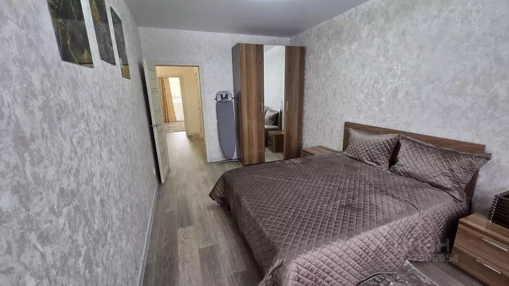 2-к кв. Красноярский край, Красноярск ул. Апрельская, 1А (51.4 м) - Фото 2