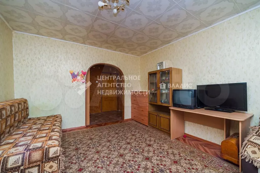 3-к. квартира, 60 м, 5/5 эт. - Фото 1