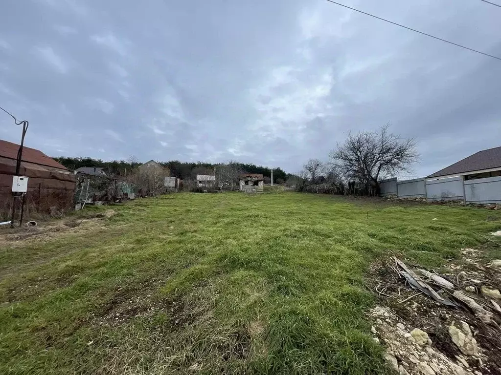 Участок в Севастополь ул. Комбата Гегешидзе, 76 (8.9 сот.) - Фото 1