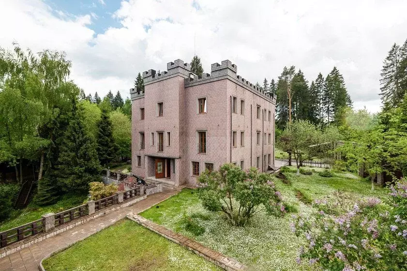 Дом в Московская область, Красногорск ул. Ткацкой фабрики (1162 м) - Фото 1