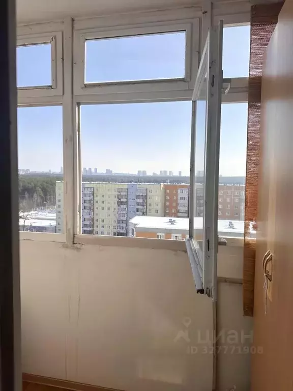 Студия Пермский край, Пермь Подлесная ул., 3А (36.0 м) - Фото 2