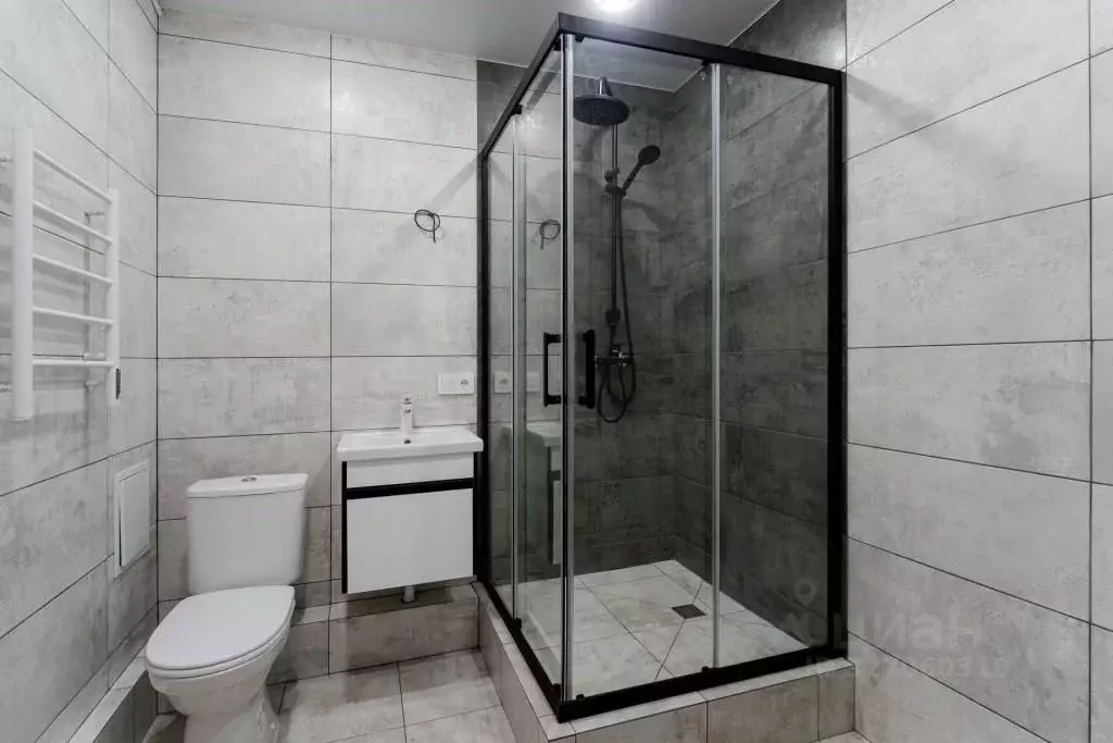 Студия Омская область, Омск ул. Маршала Жукова, 156 (33.1 м) - Фото 1