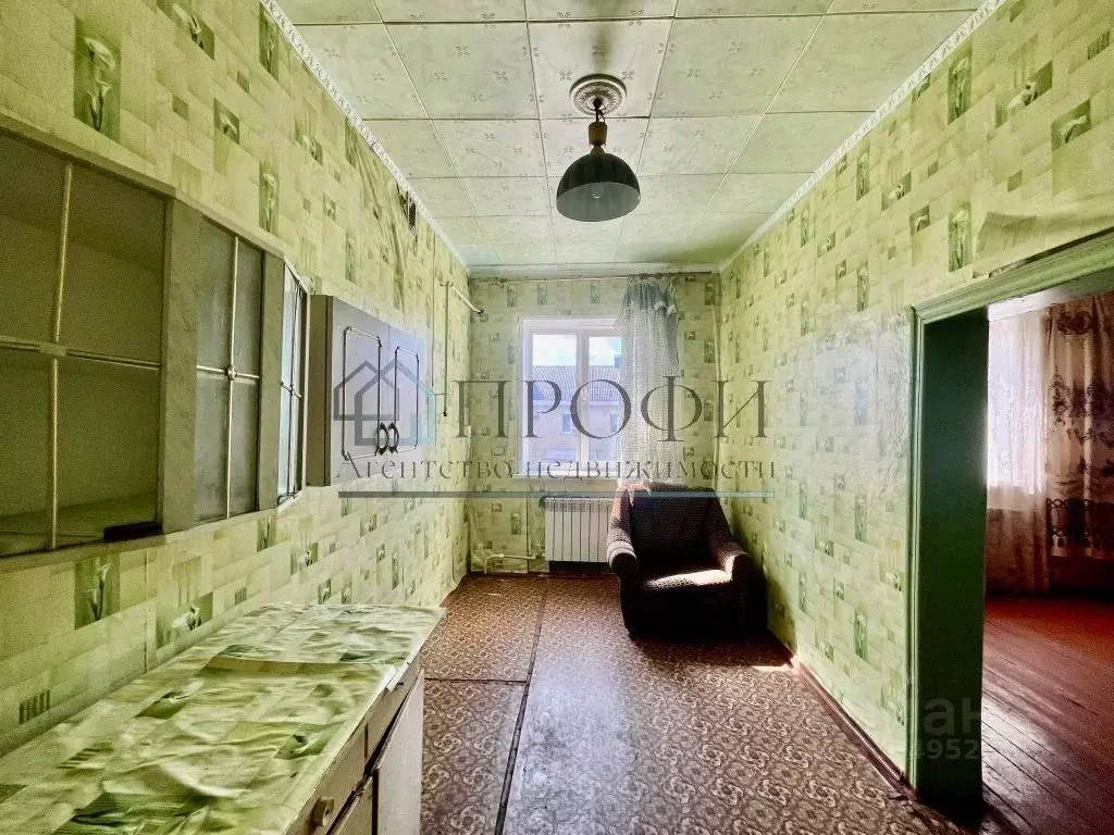 1-к кв. Белгородская область, Новый Оскол Кирзаводская ул., 9 (27.4 м) - Фото 2