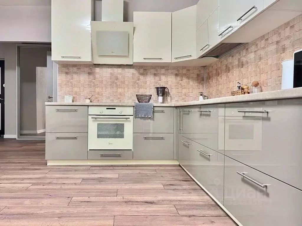 2-к кв. Пермский край, Пермь ул. Фрезеровщиков, 86 (71.0 м) - Фото 1