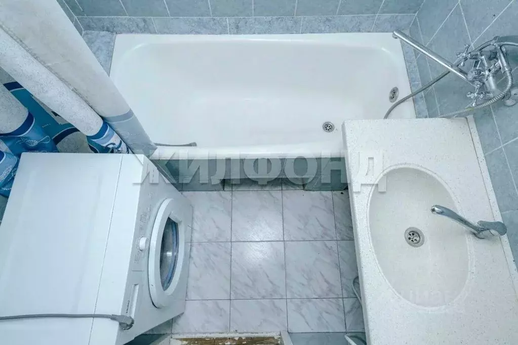 3-к кв. Новосибирская область, Новосибирск Выборная ул., 124 (62.9 м) - Фото 1