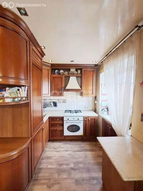 3-комнатная квартира: Пермь, Петропавловская улица, 17 (57 м) - Фото 1