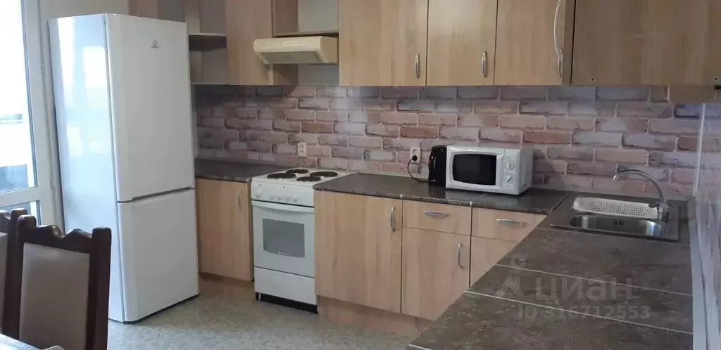 3-к кв. Татарстан, Казань просп. Ильгама Шакирова, 9 (73.0 м) - Фото 0