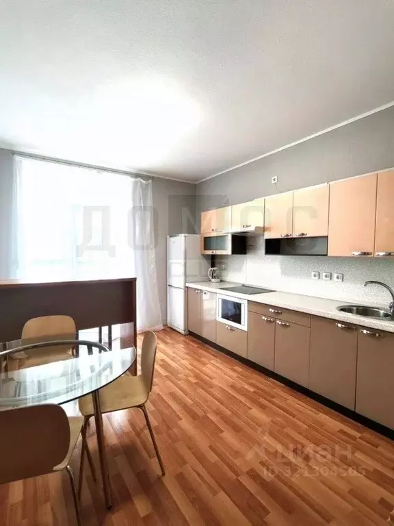 1-к кв. Свердловская область, Екатеринбург ул. 8 Марта, 188 (45.5 м) - Фото 1