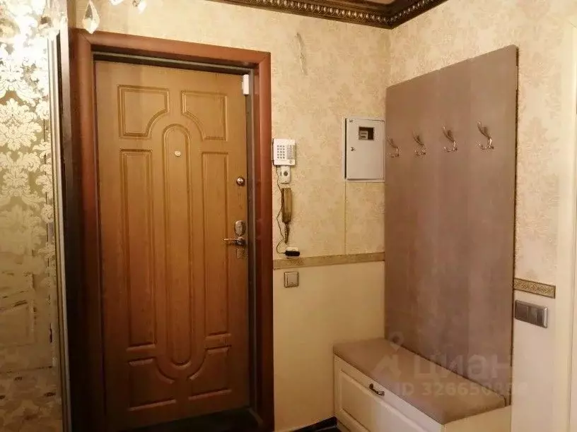 3-к кв. Алтайский край, Бийск ул. Челюскинцев, 3 (69.1 м) - Фото 1