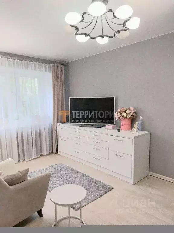 2-к кв. Пермский край, Пермь ул. Льва Шатрова, 8 (42.0 м) - Фото 1