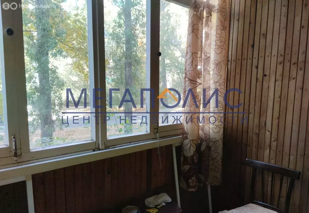 3-комнатная квартира: Балаково, улица Свердлова, 54 (63 м) - Фото 0