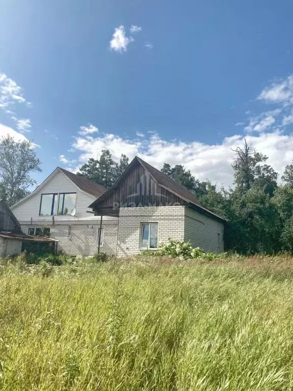 Дом в Брянская область, Брасовский район, Локоть рп ул. Маркова, 30 ... - Фото 1