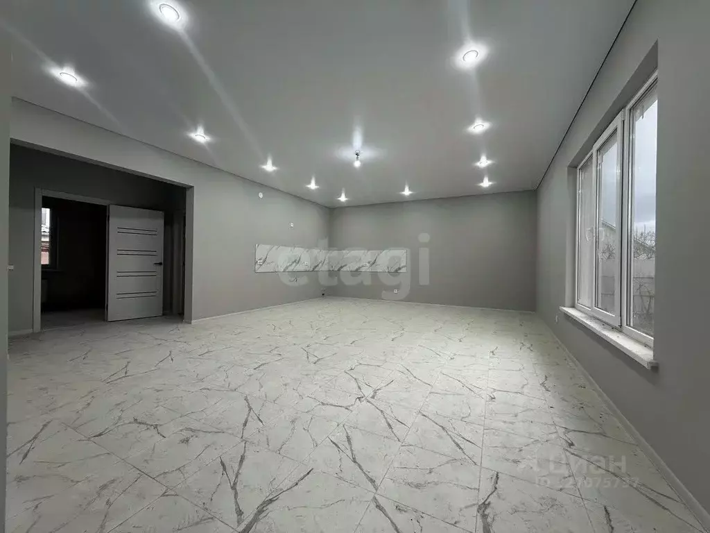 Дом в Крым, Симферополь ул. 24-я Коллективных Садов (125 м) - Фото 2