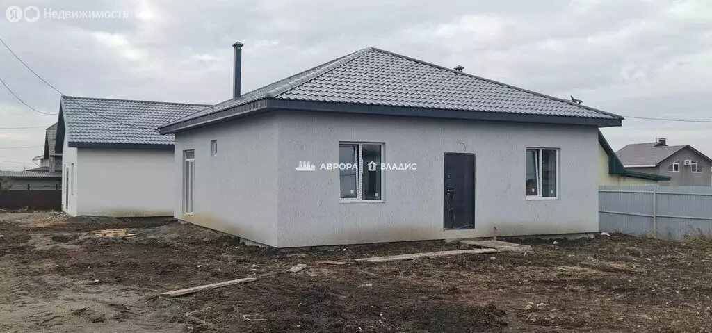 Дом в село Красная Башкирия, Центральная улица (115 м) - Фото 2