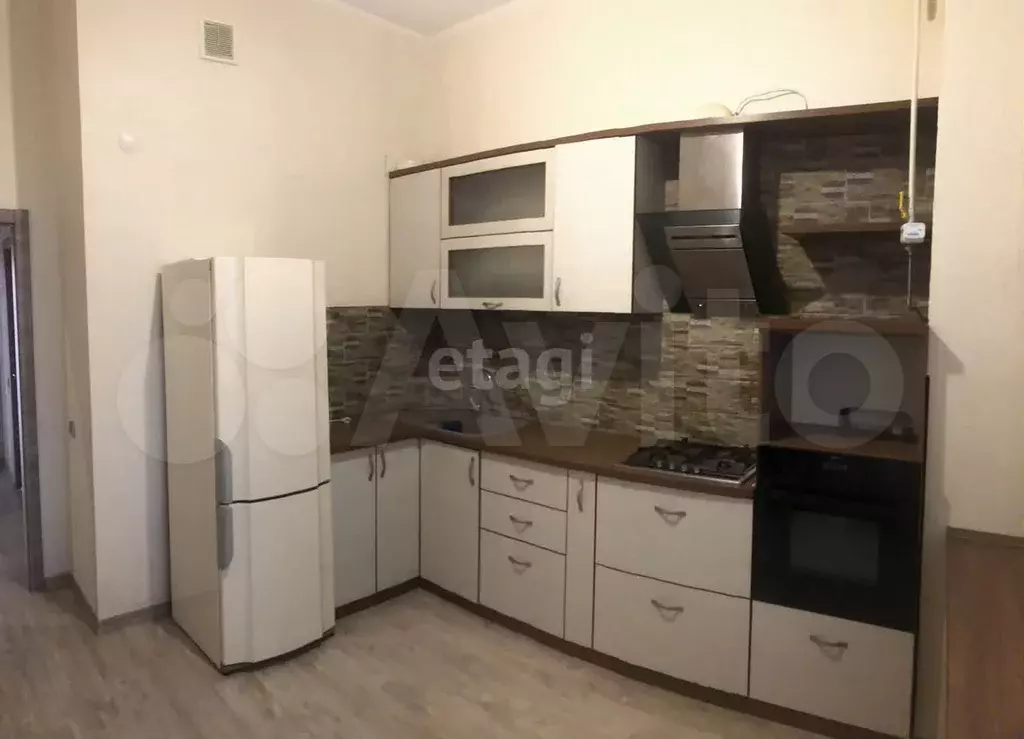 2-к. квартира, 58,9 м, 1/7 эт. - Фото 0