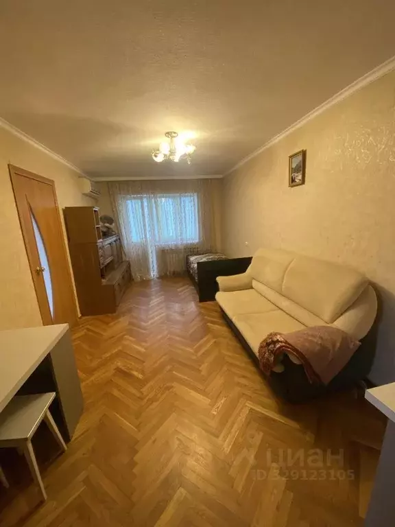 2-к кв. Адыгея, Майкоп Краснооктябрьская ул., 30 (50.0 м) - Фото 1