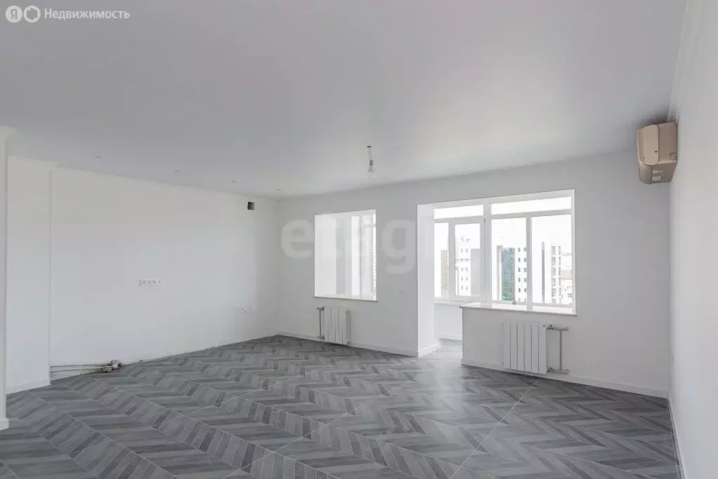 3-комнатная квартира: Краснодар, Рашпилевская улица, 32 (67.4 м) - Фото 1