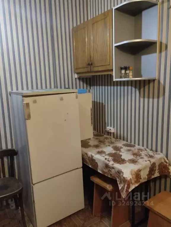 Комната Красноярский край, Красноярск ул. Щорса, 62 (12.0 м) - Фото 2