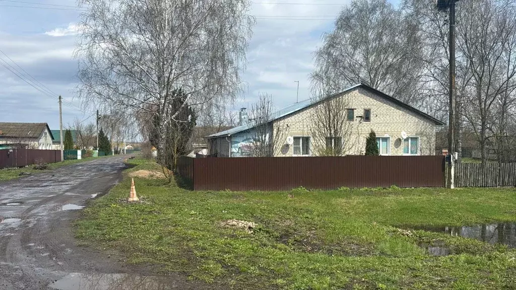 Дом в Рязанская область, Сараевский муниципальный округ, с. Высокое ... - Фото 1