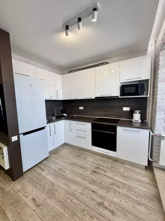 1-к кв. Томская область, Томск ул. Никитина, 20 (42.0 м) - Фото 0