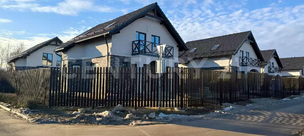 Продается коттедж в КП Капитолий - Фото 0