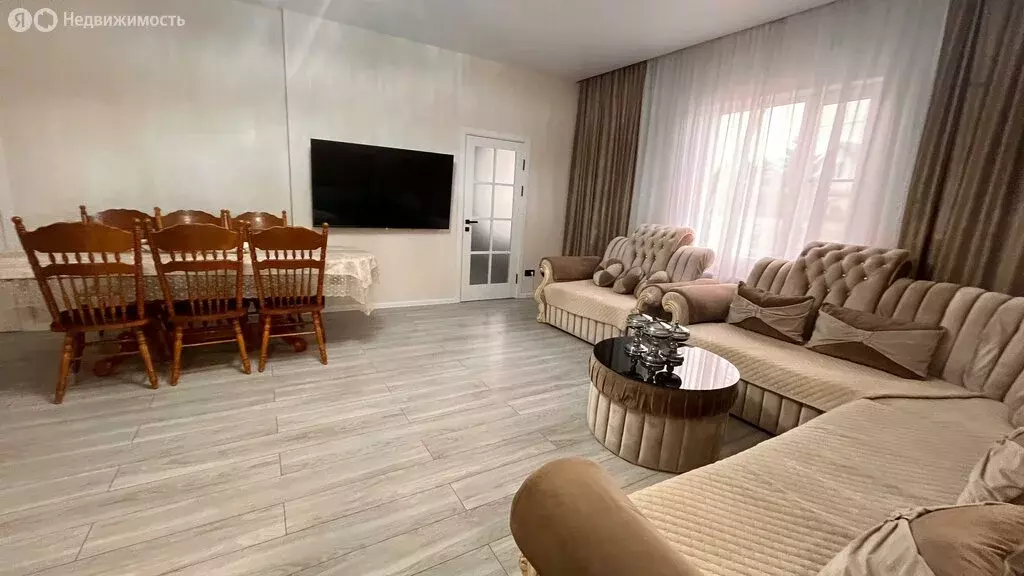 Дом в Курганинск, Набережная улица (100 м) - Фото 1