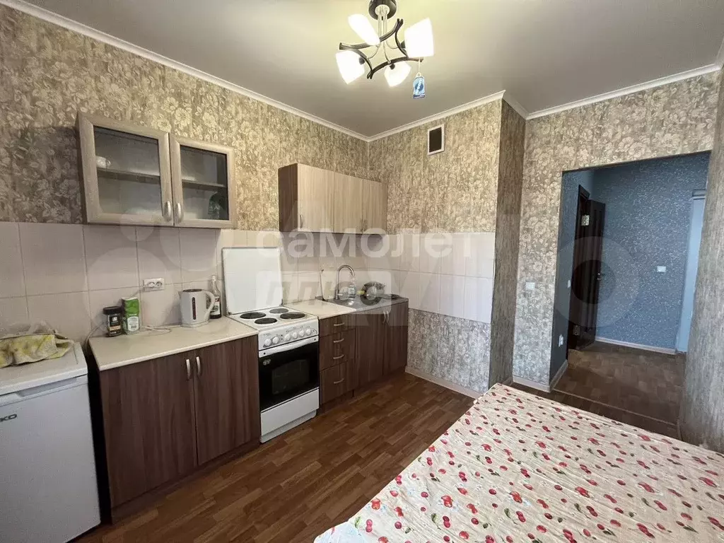 1-к. квартира, 39 м, 8/18 эт. - Фото 1