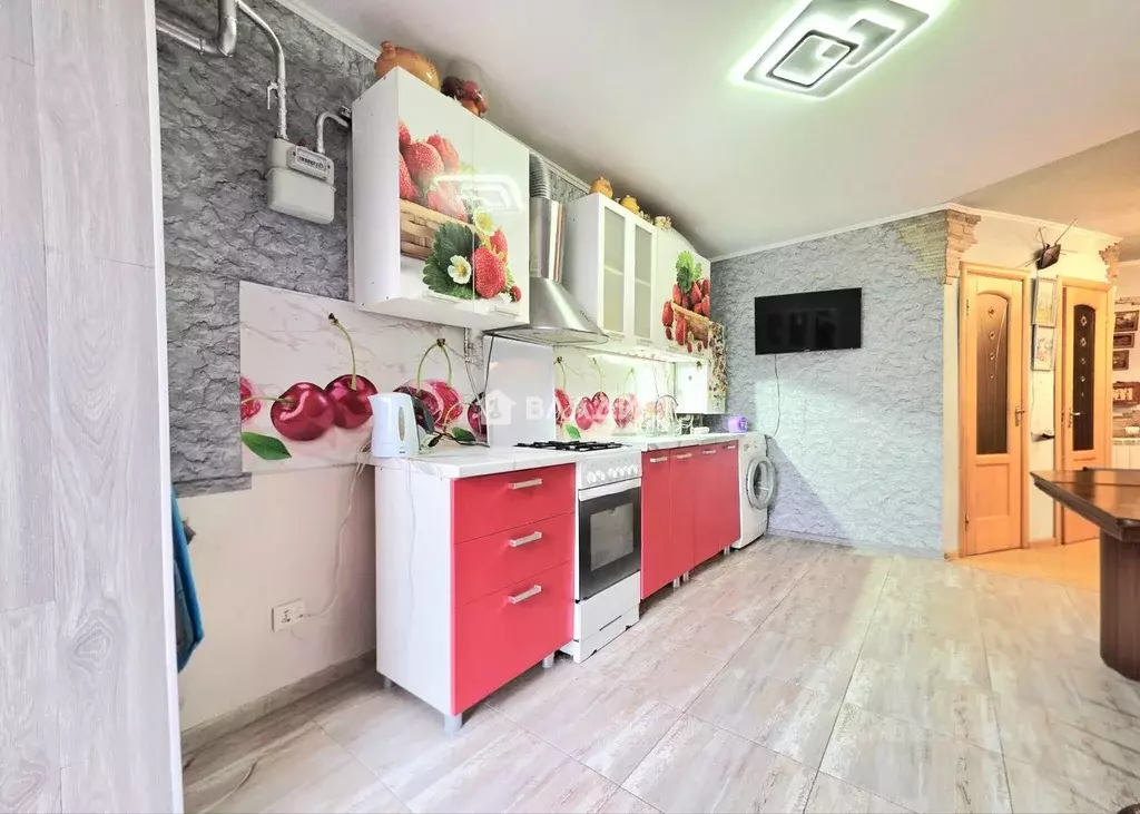 2-к кв. Белгородская область, Белгород Почтовая ул., 82 (64.8 м) - Фото 1