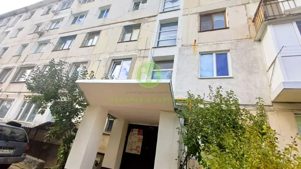 3-к кв. Крым, Симферопольский район, Гвардейское пгт ул. Гагарина, 26Б ... - Фото 1