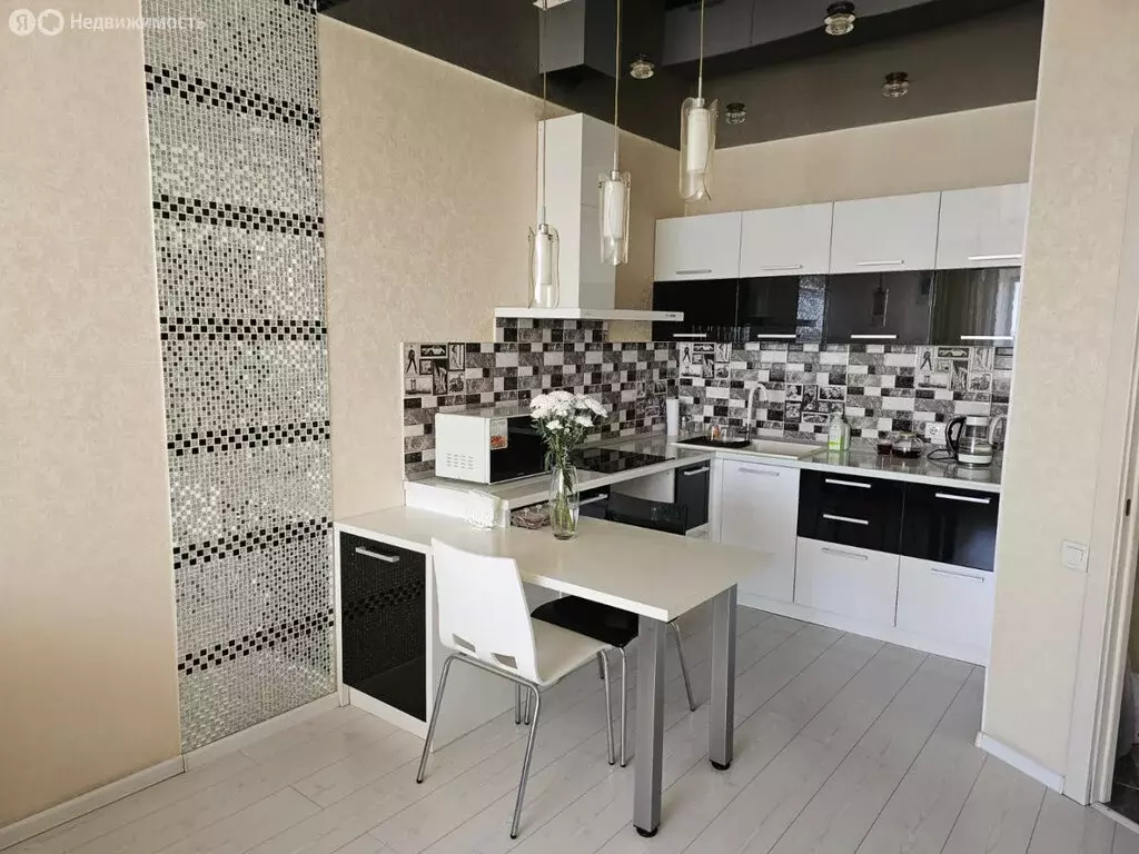 2-комнатная квартира: Барнаул, улица Юрина, 241А (47 м) - Фото 0