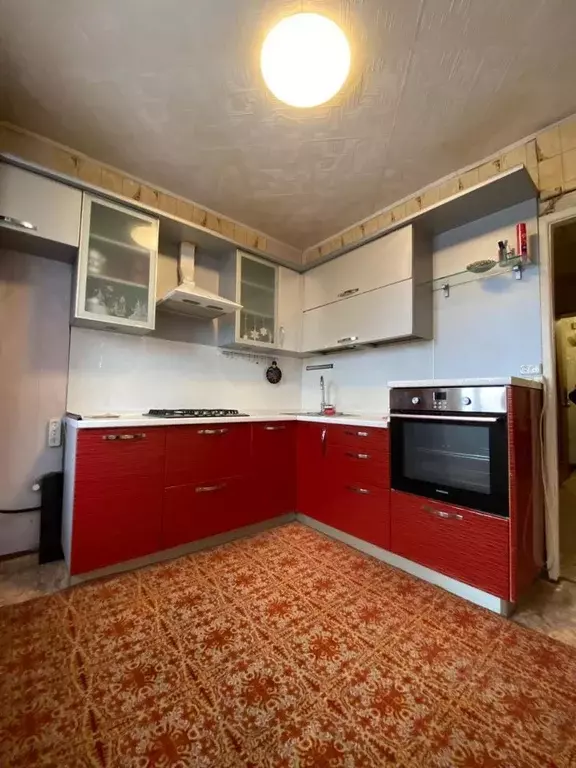 3-к кв. Омская область, Омск ул. 18-й Военный городок, 226 (64.9 м) - Фото 1