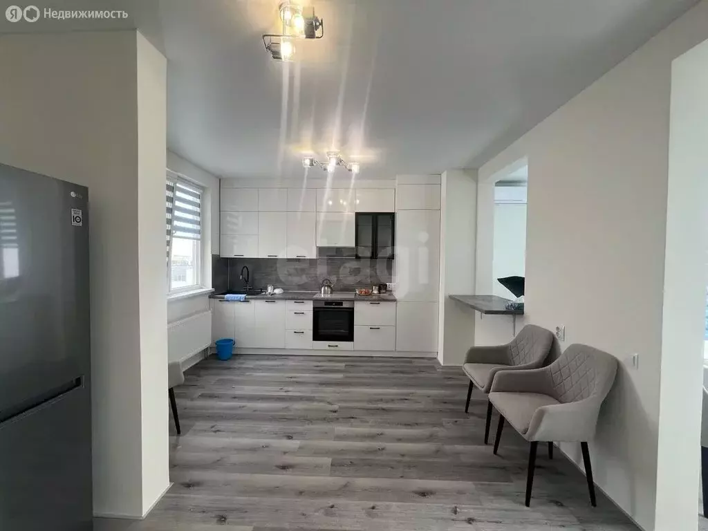 2-комнатная квартира: Молодёжное, Парковая улица, 2 (98 м) - Фото 1