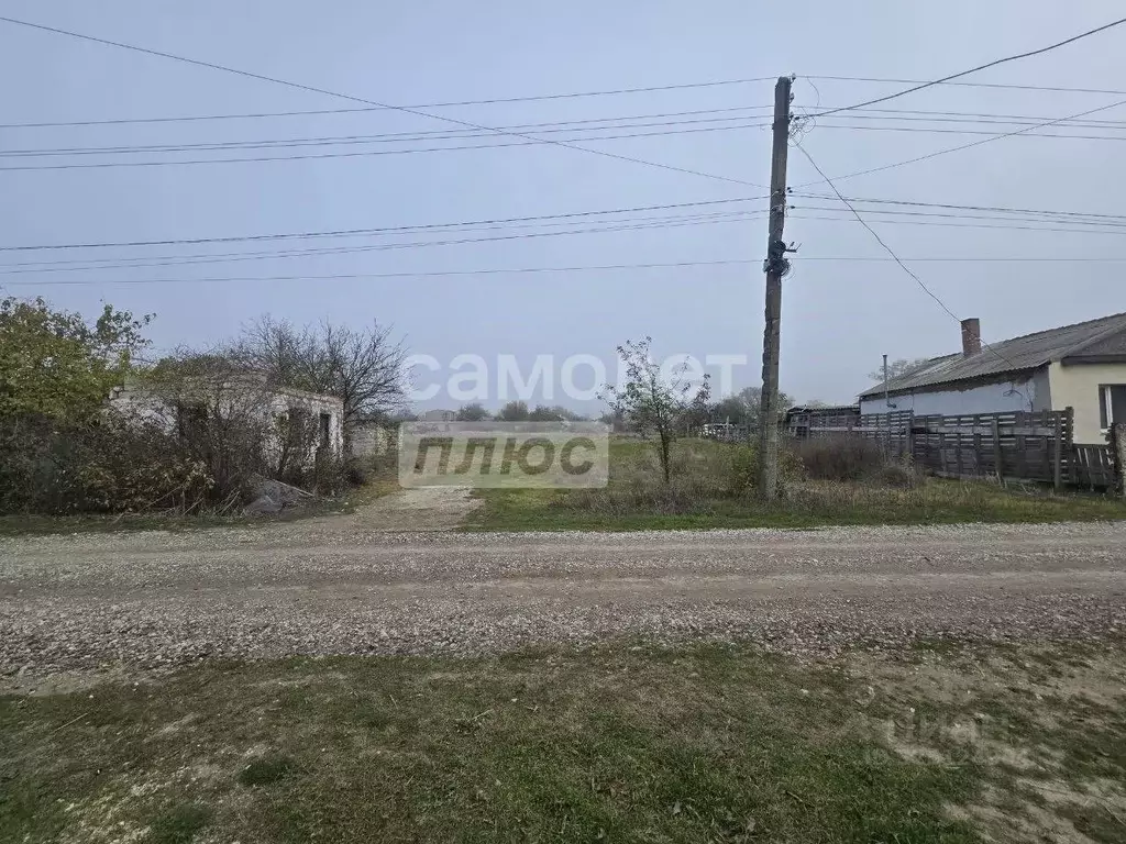 Участок в Крым, Ленинский район, Челядиновское с/пос, с. Челядиново ... - Фото 2
