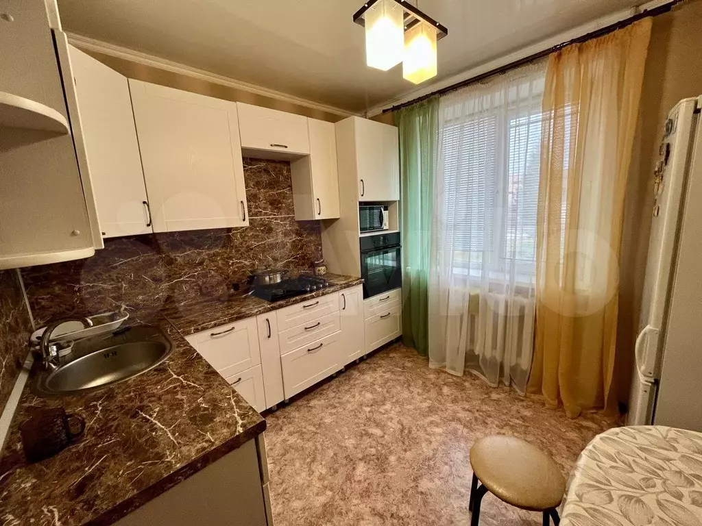 2-к. квартира, 49 м, 2/9 эт. - Фото 1