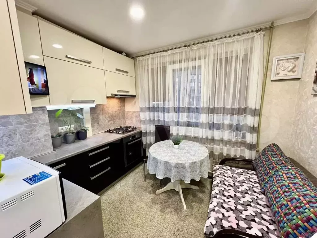 1-к. квартира, 31 м, 6/10 эт. - Фото 0