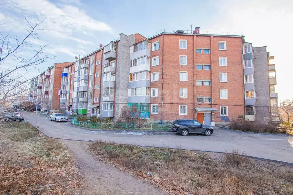 3-к кв. Бурятия, Улан-Удэ ул. Чертенкова, 53А (71.7 м) - Фото 0