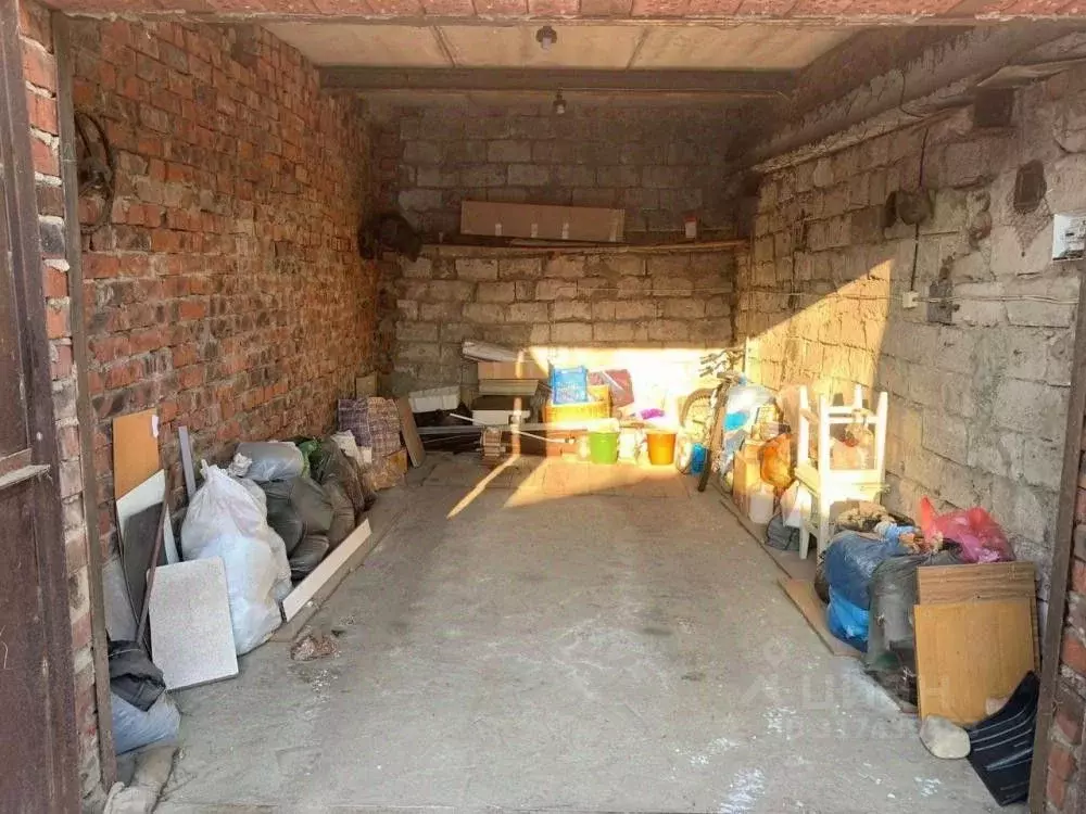 Гараж в Иркутская область, Иркутск ул. Геологов, 32 (18 м) - Фото 1