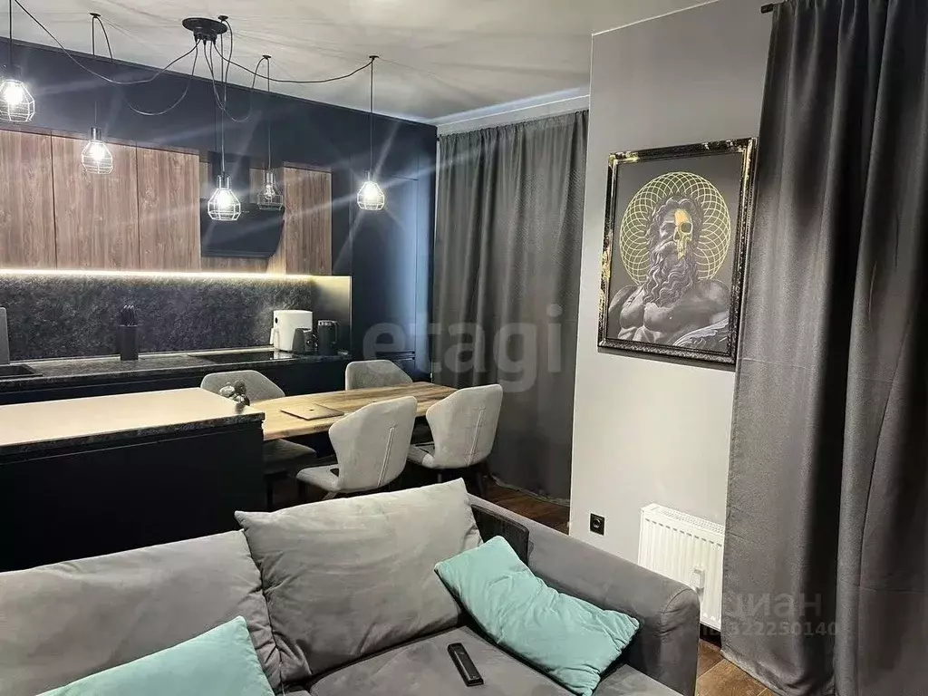 2-к кв. Коми, Сыктывкар Интернациональная ул., 222 (56.0 м) - Фото 0