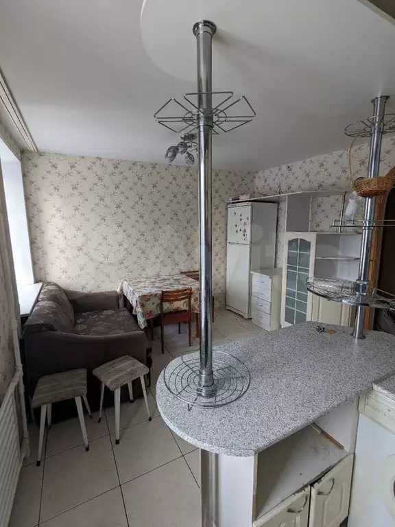 2-к. квартира, 58 м, 4/9 эт. - Фото 1