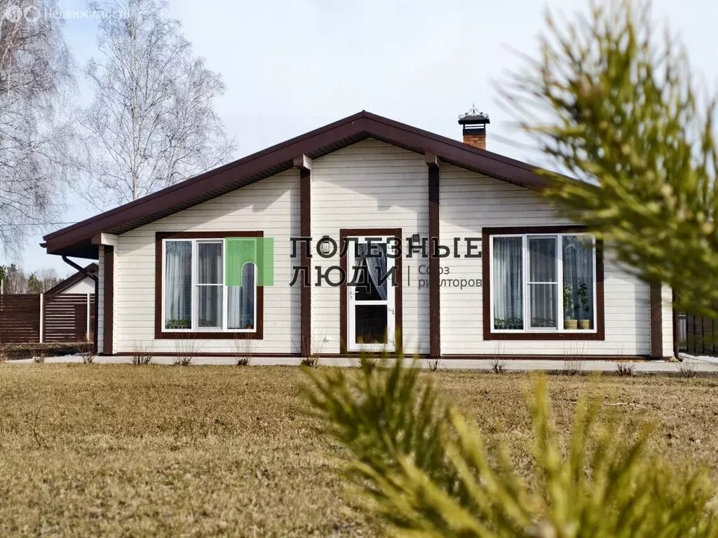 Дом в Красноярский край, городское поселение Емельяново, коттеджный ... - Фото 0