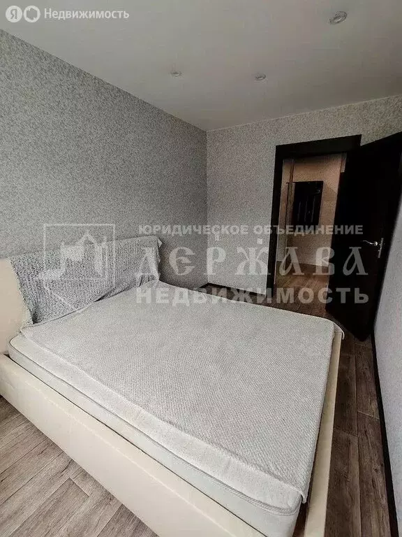 3-комнатная квартира: Кемерово, проспект Шахтёров, 34А (62 м) - Фото 1