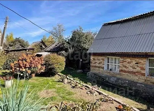 Дом в Челябинская область, Карабаш сад Металлург (47 м) - Фото 1