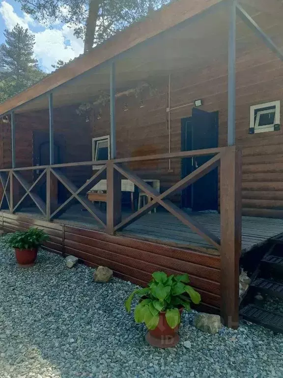 Дом в Карачаево-Черкесия, Зеленчукский район, с. Архыз  (30 м) - Фото 1