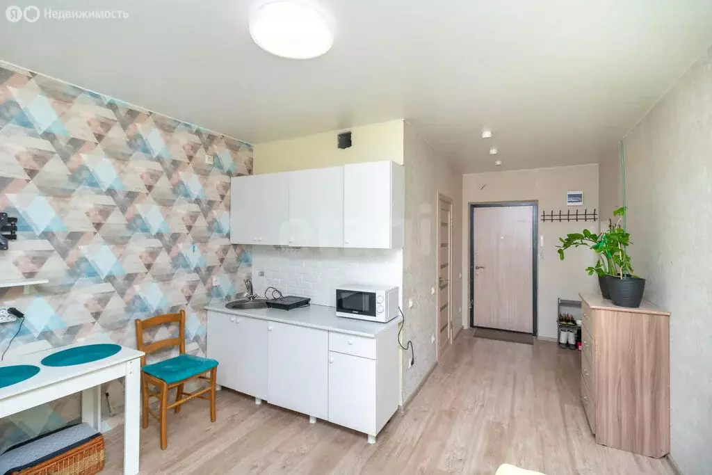 Квартира-студия: Тюмень, Велижанская улица, 66к1 (20.7 м) - Фото 1